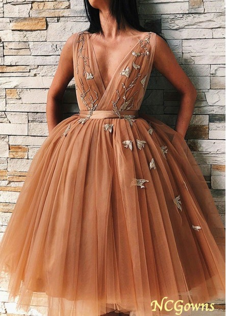 A-line V Neck Knee-Length Tulle Homecoming Dresses YYQ1688449000